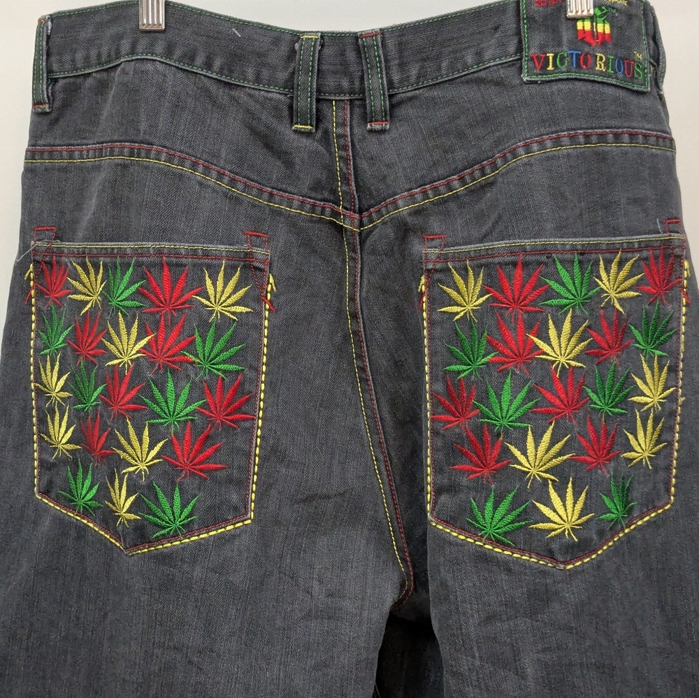 Rare Vintage Victorious Urban Couture Jorts